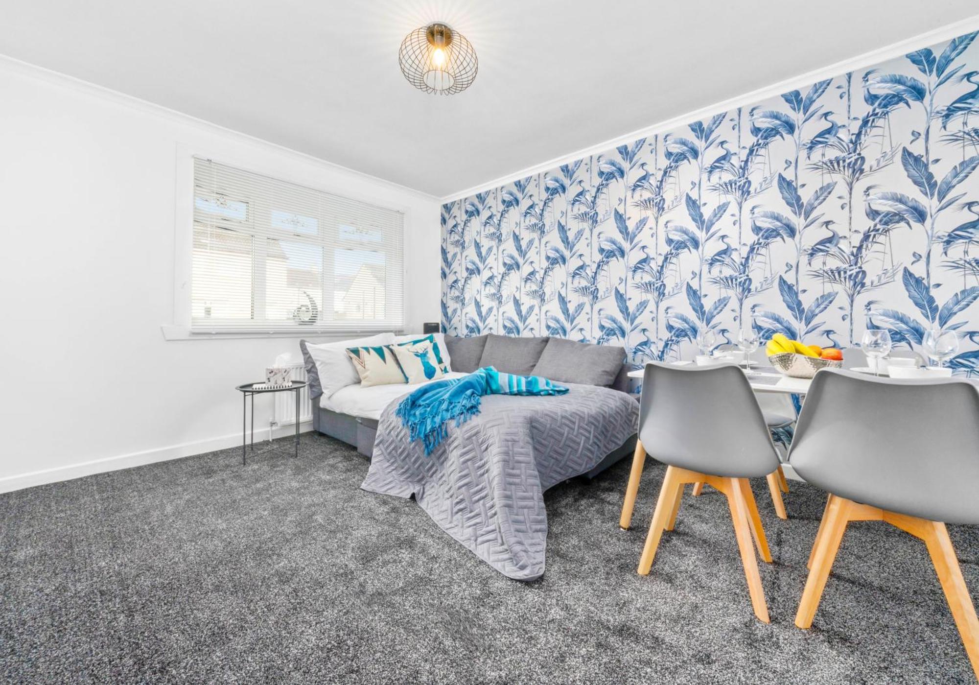 West End House By Klass Living Bellshill Zewnętrze zdjęcie