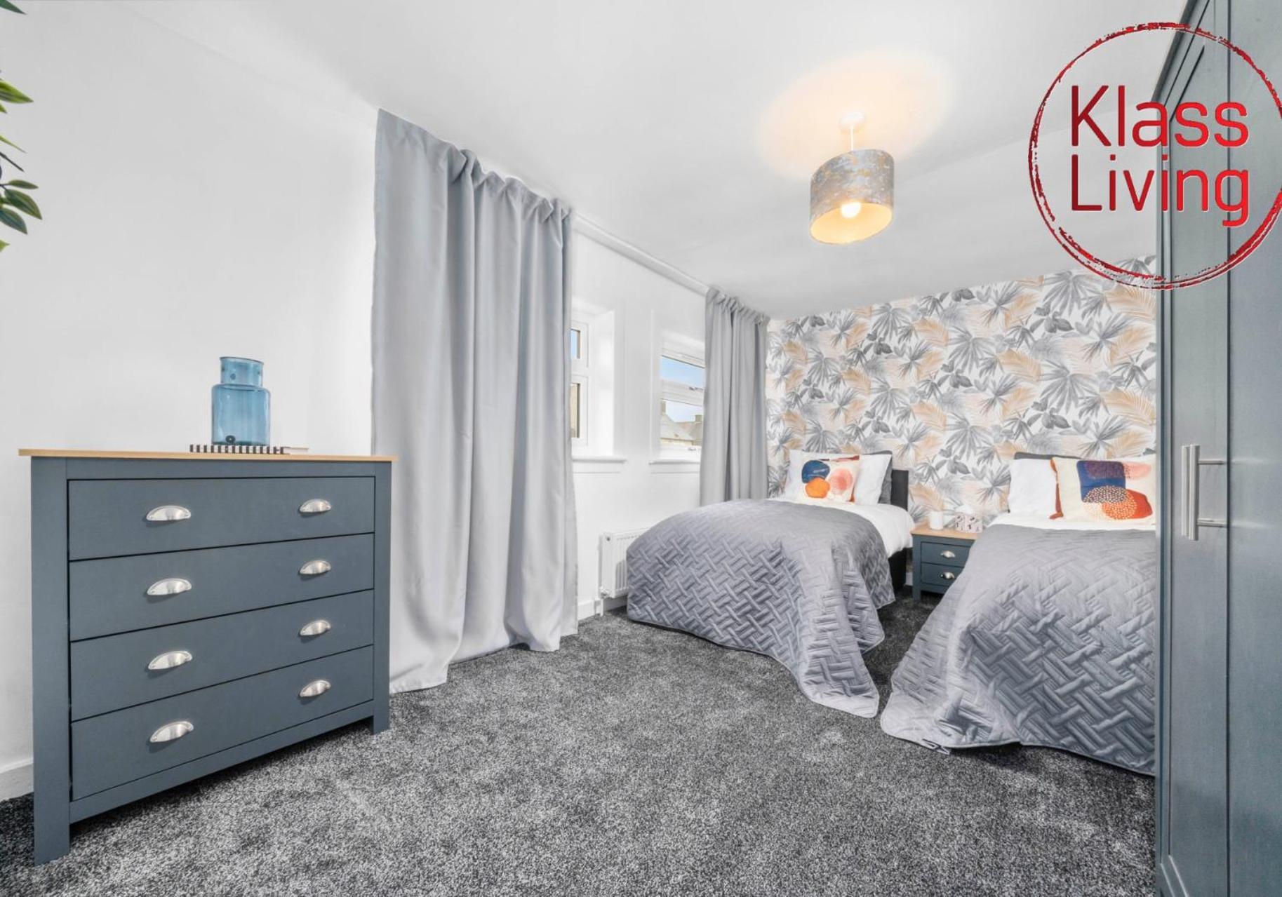 West End House By Klass Living Bellshill Zewnętrze zdjęcie