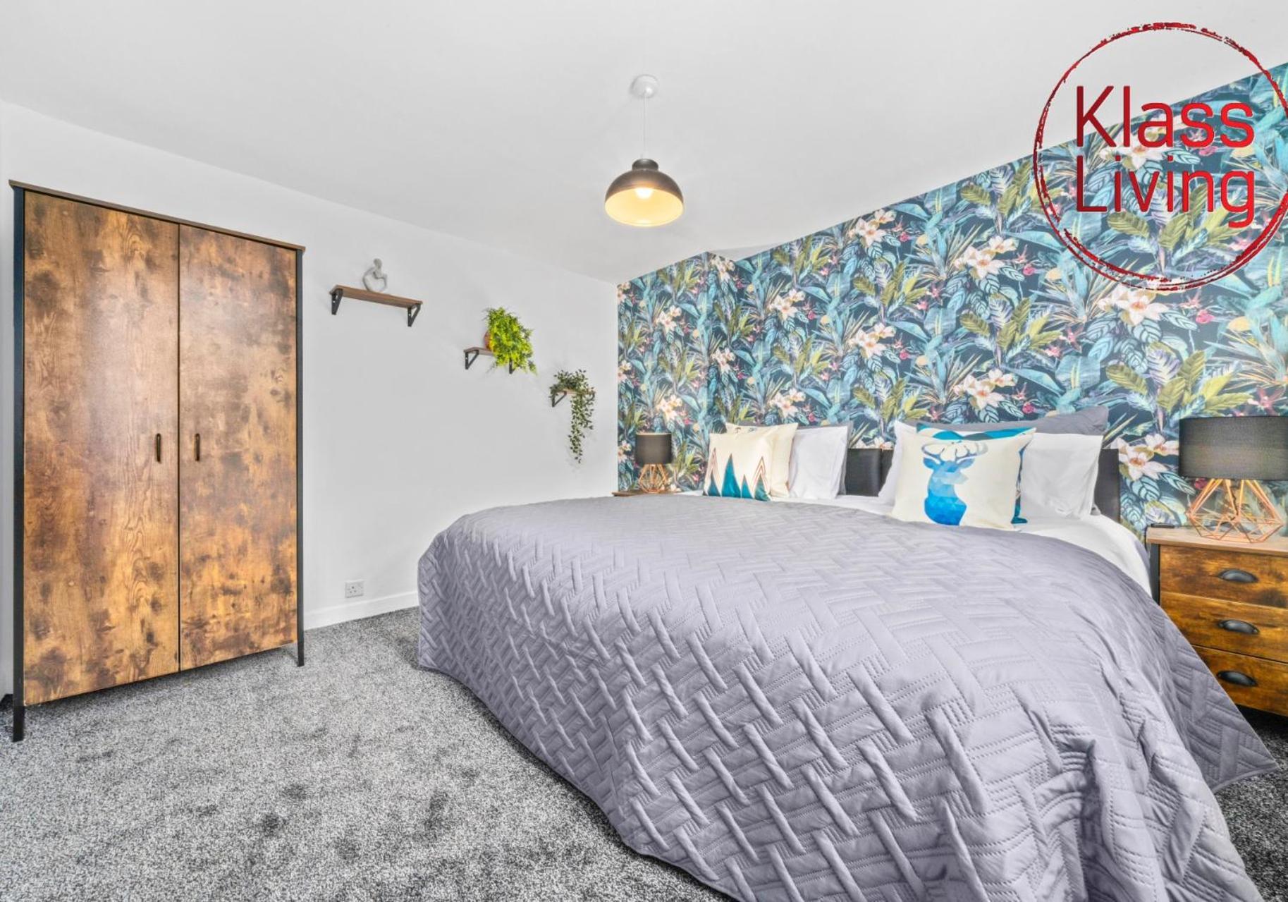 West End House By Klass Living Bellshill Zewnętrze zdjęcie